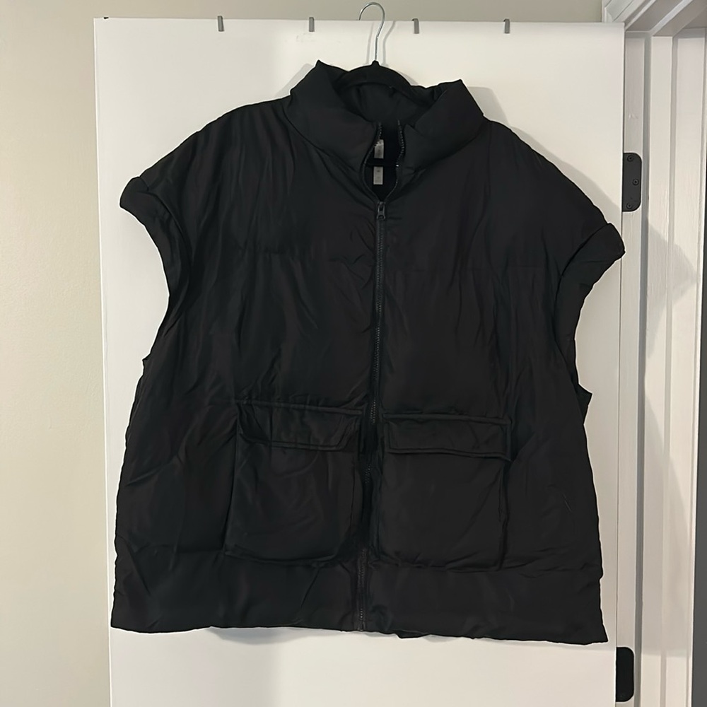 Fabletics - Hartley Black Vest - 2X